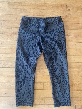 Lulu lemon leggings. Great condition. Size 8